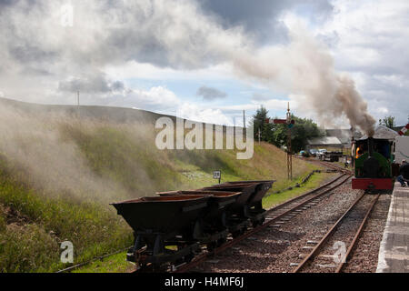 Schmalspur-Dampfzug am Leadhills Dampf-Tag Stockfoto