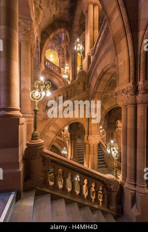 ALBANY, NEW YORK - 6. Oktober 2016: die großen westlichen Treppe von der New York State Capitol Building. Stockfoto