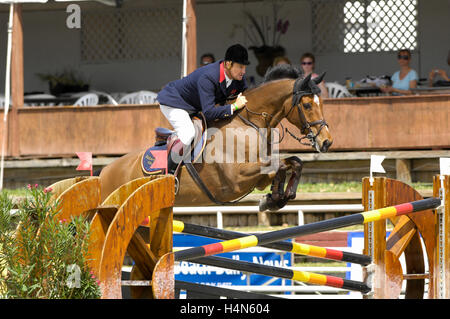 Robert Smith (GBR) Reiten Gerry Maguire, Winter Equestrian Festival, Wellington Florida, März 2007 Stockfoto