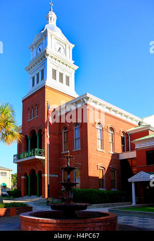 Nassau County historische Courthouse aufbauend auf Centre Street in der Innenstadt von Fernandina Beach City in Florida Stockfoto