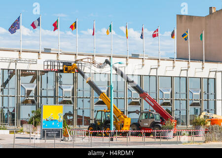 Saint Jean de Monts, Frankreich - 7. September 2016: Arbeiten im Convention Center von Saint Jean de Monts Stockfoto