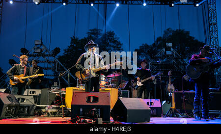 Merle Haggard führt auf Riot Fest Chicago am 12. September 2015 in Chicago, Illinois Stockfoto