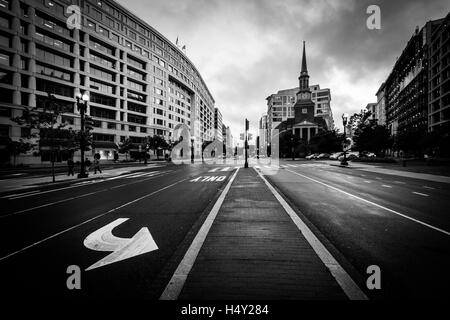 Die New York Avenue Presbyterian Church und Kreuzung in Washington, DC. Stockfoto