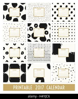 Zwölfmonatigen 2017 Kalendervorlage. Von Hand gezeichnete Runde Pinselstriche und Kritzeleien in schwarz, Gold und Creme. Stock Vektor