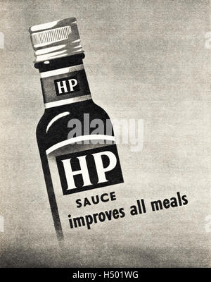 1950 Werbung Werbung aus original alten Vintage Magazin vom Retro Werbung 1952 für HP Sauce Stockfoto