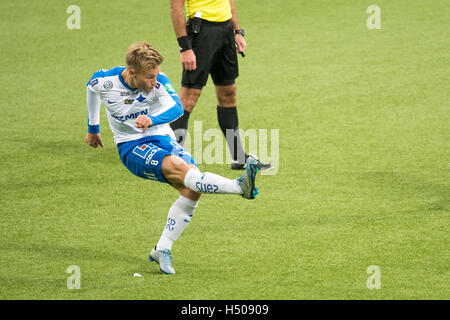 Die Schlepp-Top-Teams in die schwedische Liga Allsvenskan IFK Norrköping und Malmö FF treffen am Östgötaporten in Norrköping Stockfoto