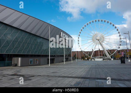 Das ACC Liverpool Convention Centre und Echo Arena Gebäude an der Kings Dock Waterfront Liverpool Merseyside England UK Stockfoto