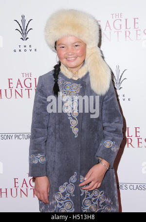 Los Angeles, CA, USA. 18. Oktober 2016. 17. Oktober 2016 - Los Angeles, Kalifornien. Aisolpan. Premiere von Sony Pictures Classics' '' The Eagle Jägerin '' statt im pazifischen Theater im The Grove. Bildnachweis: Birdie Thompson/AdMedia Credit: Birdie Thompson/AdMedia/ZUMA Draht/Alamy Live-Nachrichten Stockfoto