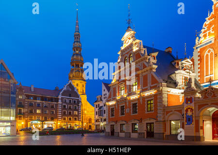 Rathausplatz in der alten Stadt von Riga, Lettland Stockfoto