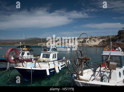 Fischerboote im Hafen Stockfoto