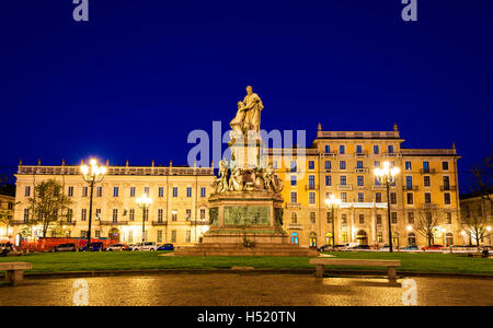 Statue von Camillo Benso Graf von Cavour in Turin - Italien Stockfoto