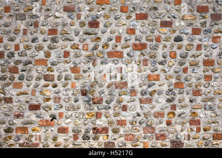 Flint, Stein und Ziegel Gebäudewand Weald und Downland Freilichtmuseum, Singleton, Sussex, England Stockfoto