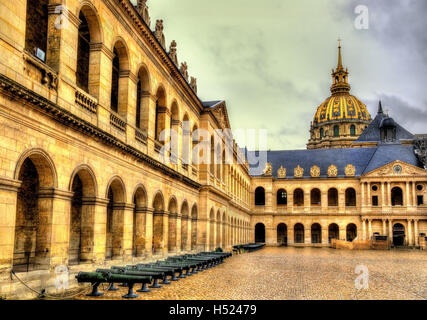 Court of Honor in der Residenz der Invaliden - Paris Stockfoto