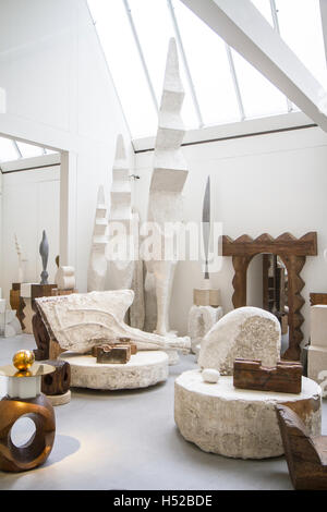 Das Atelier angezeigt Constantin Brancusi in seinem ehemaligen Atelier next to centre Pompidou in paris Stockfoto