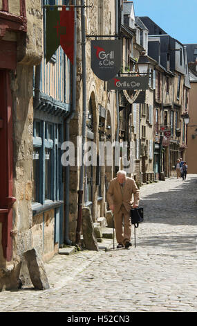 Alter Mann Grande Rue Plantagenet Altstadt Le Mans Frankreich Stockfoto