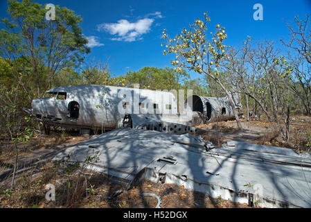 Wrack der eine Douglas C-47 Skytrain, liegen am Rande einer Salzpfanne, Vansittart Bay, Westaustralien.  Die c-47 Stockfoto