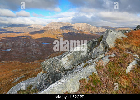 Blick im Herbst Arkle und Foinavon Gebirge von Ben Stack Stockfoto