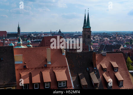 Mit Blick auf Nürnberg von der Kaiserburg. Stockfoto