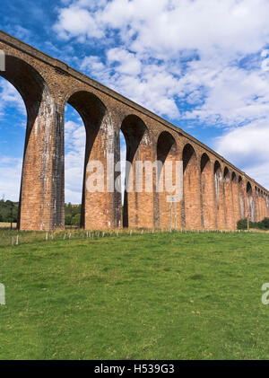 Dh Nairn Eisenbahnviadukt TAL NAIRN INVERNESS SHIRE Culloden Moor Viadukt überspannt den Fluss nairn Viadukte Schottland tagsüber uk Stockfoto