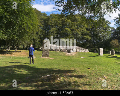 dh Balnuaran of Clava Scotland CULLODEN MOOR INVERNESS SHIRE Prähistorische Cairns Bronzezeit Cairn Tourist neolithische Grab Grabhügel uk Circle Site Stockfoto