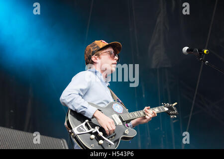 Scott McMicken von The Dr. Dog Band führt auf der Okeechobee Music and Arts Festival in Okeechobee Florida am 5. März 2016 Stockfoto