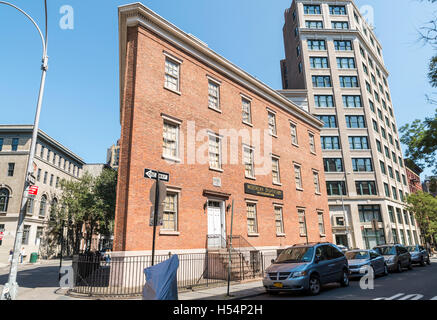 Außenfassade des nördlichen Apotheke, die Gebäude in Greenwich Village, New York Stockfoto