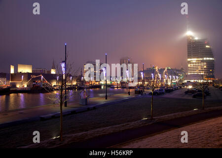 Atlantic Hotel Sail City, Klimahaus Science Center, Bremen, Bremerhaven, Deutsche Auswandererhaus, Neuer Hafen Hafen Stockfoto