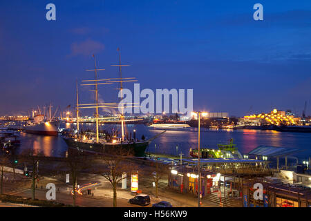 Rickmer Rickmers Segeln, Schiff, Hafen, Sonnenuntergang, Hamburg Stockfoto