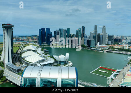 Singapur Finanzviertel wie gesehen von einem Pod auf dem Singapore flyer Stockfoto