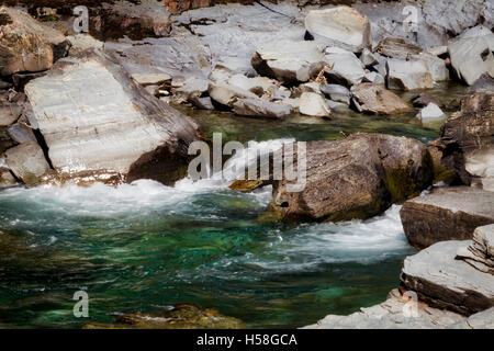 McDonald Creek in Glacier Nationalpark Stockfoto