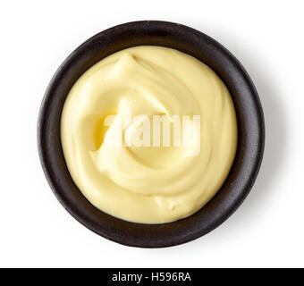 Mayonnaise in Runde Schale isoliert auf weißem Hintergrund, Ansicht von oben Stockfoto