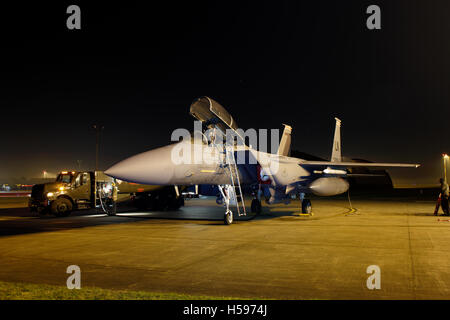 McDonnell Douglas Boeing F15E Strike Eagle in der Nacht Stockfoto