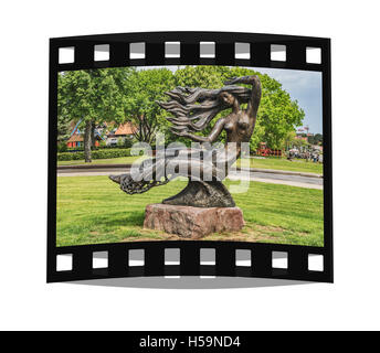 Die Bronze-Skulptur von Neringa befindet sich im Zentrum von Nida, Neringa, Kurische spucken, Litauen, Baltikum, Europa Stockfoto