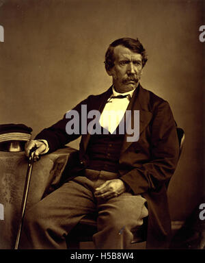 David Livingstone (1813–1873) war ein schottischer Missionar und Entdecker, der für seine Erkundungen in Afrika bekannt ist. Seine Reisen trugen wesentlich zur Kenntnis der afrikanischen Innenwelt und zu seinen Bemühungen in Missionsarbeit und Anti-Sklaverei-Bewegungen bei. Stockfoto