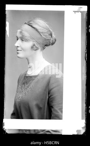 Dieser Titel scheint auf eine Katalog- oder Archivreferenznummer zu verweisen, die möglicherweise mit historischen Datensätzen oder Dokumenten zusammenhängt. Ein weiterer Kontext wäre erforderlich, um eine spezifische Überschrift zu erstellen. Stockfoto