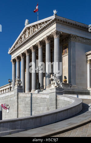 Das Parlamentsgebäude am Ringstrabe in Wien, Österreich. Stockfoto