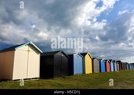 Strand Hütten in UK / Calshot Strand-Southampton Stockfoto