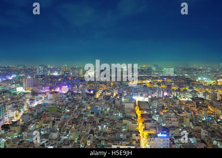 Ho-Chi-Minh-Stadt in der Nacht Stockfoto