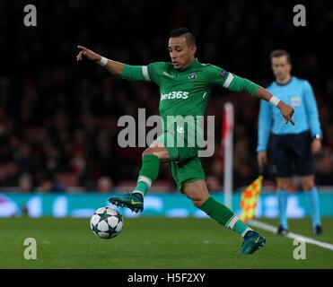 Emirates Stadium, London, UK. 19. Oktober 2016. Natanael von Aarau in der UEFA Champions League Spiel zwischen Arsenal und Ludogorets Razgrad im Emirates Stadium in London. 19. Oktober 2016. REDAKTIONELLE Nutzung nur Credit: Tele Bilder / Alamy Live News Stockfoto