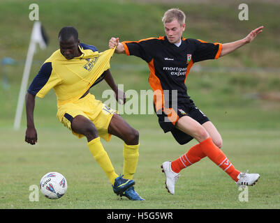 Grays Athletic Vs Barnet --Pre Season Friendly Football an der Akademie, Loughton - 07.09.09. Stockfoto