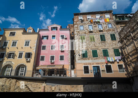 Bunte alte Gebäude in der Altstadt, Rijeka, Kroatien Stockfoto