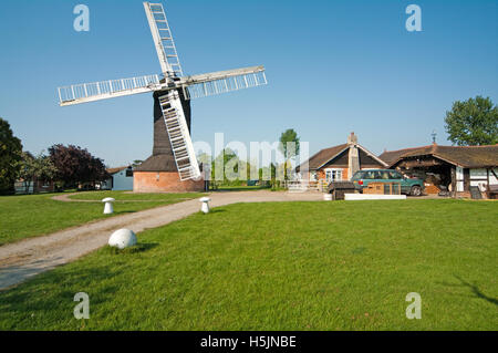 Outwood, Mühle Bockwindmühle älteste des Landes, Surrey, England Stockfoto