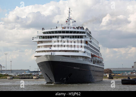 Kreuzfahrt Schiff MS Prinsendam bei Tilbury Stockfoto