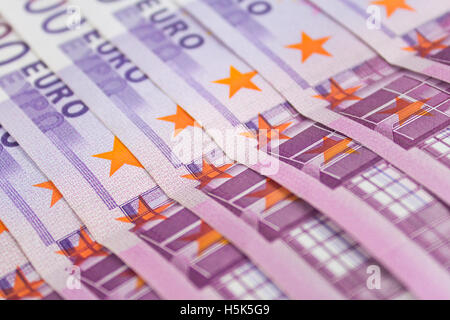 Stapel von Geld Geld - 500 Euro Rechnungen Makro - europäischen Banknoten Stockfoto