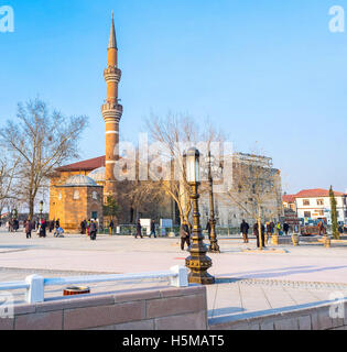 Hacı Bayram Square ist berühmt für seine antiken religiösen Sehenswürdigkeiten wie Hacı Bayram Moschee und der Tempel des Augustus Stockfoto