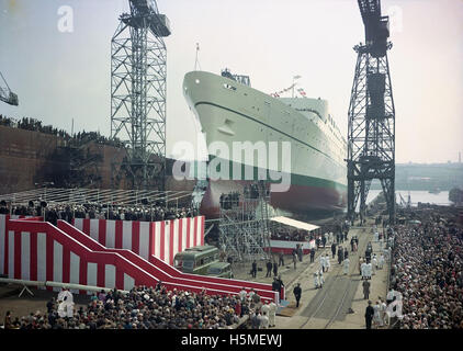 Start des Passagierschiffes "Empress of Canada" Stockfoto