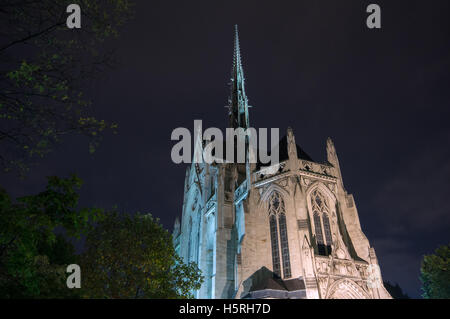 Heinz Memorial Chapel an der University of Pittsburgh beleuchtet nachts Stockfoto