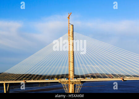 Die Bauarbeiten am neuen Firth of Forth Queensferry Crossing Straßenbrücke. Edinburgh, Schottland Stockfoto