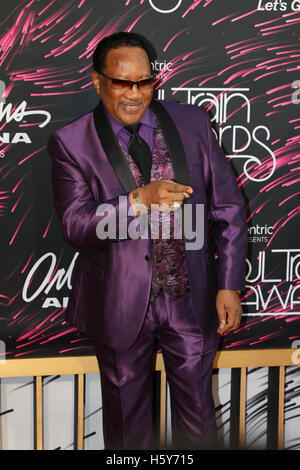 Dr. Bobby Jones besucht den roten Teppich bei der 2015 Soul Train Awards in der Orleans Arena am 6. November 2015 in Las Vegas, Nevada. Stockfoto