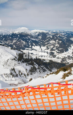 Blick vom Mt Fellhorn von Riezlern im Kleinwalsertal Tal, Panorama, Alpen, Winter, Schnee, Vorarlberg, Österreich Stockfoto